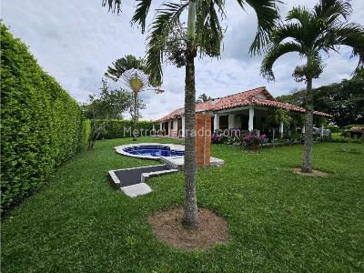 Casa de 3 alcobas en venta en El Tigre, Pereira, 230 m² · foto 6 de 20
