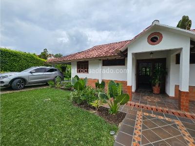 Casa de 3 alcobas en venta en El Tigre, Pereira, 230 m² · foto 9 de 20