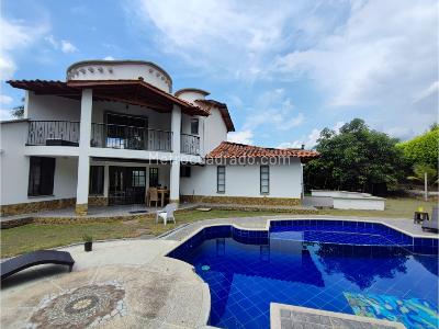 Casa de 5 alcobas en venta en Cerritos, Pereira, 361 m² · foto 5 de 20