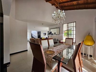 Casa de 5 alcobas en venta en Cerritos, Pereira, 361 m² · foto 12 de 20