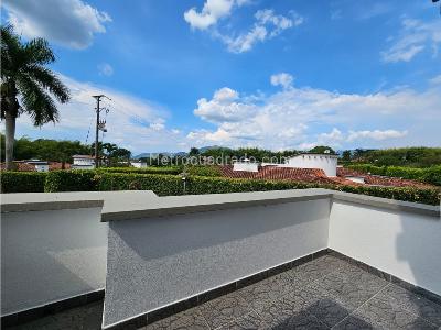 Casa de 5 alcobas en venta en Cerritos, Pereira, 361 m² · foto 18 de 20