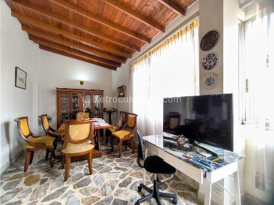 Apartamento en venta en Laureles, Medellín · foto 3 de 13