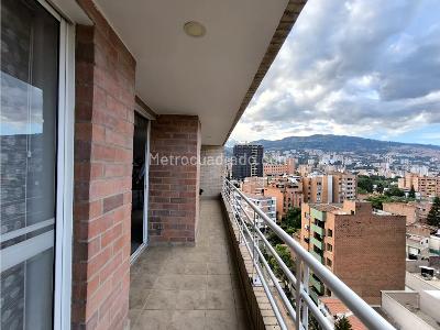 Apartamento en venta en Laureles, Medellín · foto 4 de 12