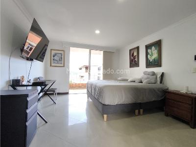 Apartamento en venta en Laureles, Medellín · foto 7 de 12