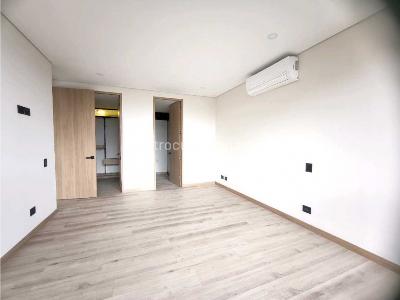 Apartamento en venta en El Poblado, Medellín · foto 8 de 15