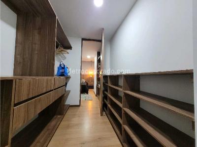 Apartamento en venta en Loma Del Indio, Medellín · foto 6 de 9