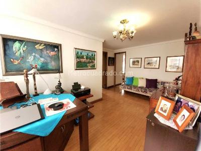 Apartamento en venta en El Poblado, Medellín · foto 8 de 13