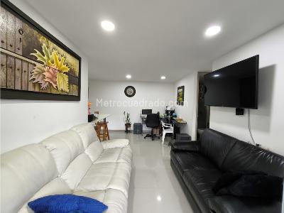 Apartamento en venta en El Chingui, Envigado · foto 2 de 9