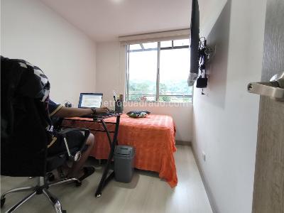 Apartamento en venta en El Chingui, Envigado · foto 6 de 9