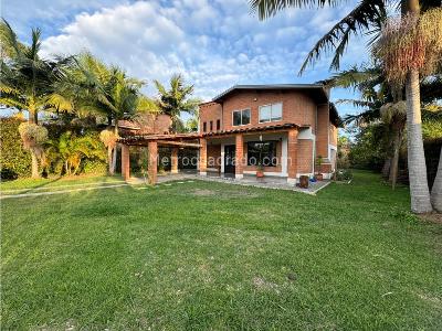 Casa de 4 alcobas en venta en Gualanday, Rionegro, 350 m² · foto 3 de 20