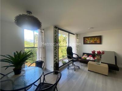 Apartamento de 2 alcobas en venta en Tranvia, Rionegro, 54 m² · foto 2 de 20