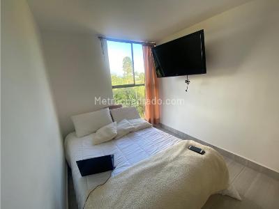 Apartamento de 2 alcobas en venta en Tranvia, Rionegro, 54 m² · foto 18 de 20