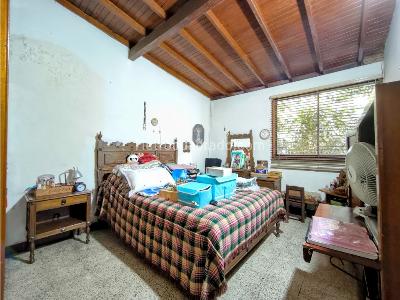 Casa de 5 alcobas en venta en San Joaquin, Medellín, 323 m² · foto 9 de 19