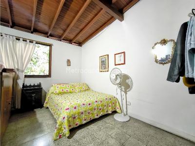 Casa de 5 alcobas en venta en San Joaquin, Medellín, 323 m² · foto 10 de 19