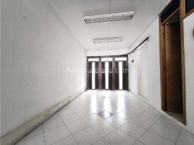 Casa de 5 alcobas en venta en San Joaquin, Medellín, 323 m² · foto 16 de 19