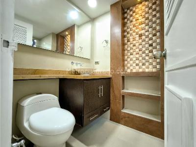 Apartamento de 3 alcobas en venta en El Poblado, Medellín, 140 m² · foto 10 de 15