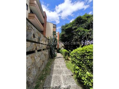 Apartamento de 3 alcobas en venta en El Poblado, Medellín, 140 m² · foto 14 de 15