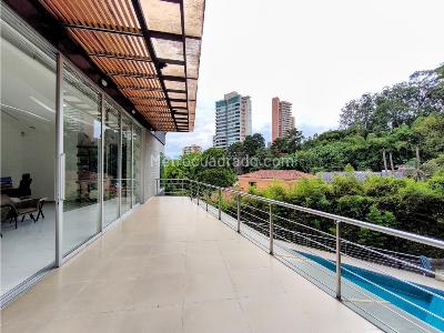 Casa de 5 alcobas en venta en Los Balsos, Medellín, 1100 m² · foto 12 de 14