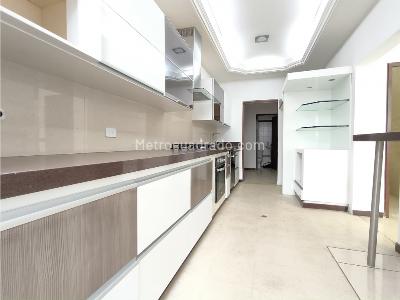 Casa de 4 alcobas en venta en El Poblado, Medellín, 165 m² · foto 4 de 13