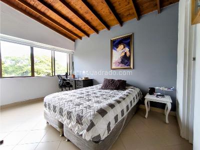 Apartamento de 4 alcobas en venta en Laureles, Medellín, 103 m² · foto 11 de 12