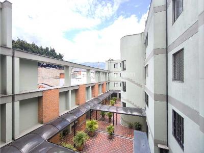 Apartaestudio en venta en Laureles, Medellín, 46 m² · foto 9 de 9