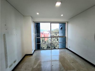 Apartamento en venta en Laureles, Medellín · foto 8 de 12
