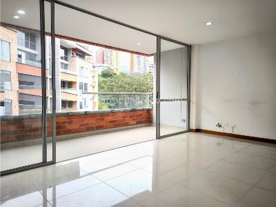 Apartamento de 3 alcobas en venta en Cumbres, Envigado, 84 m² · foto 3 de 9