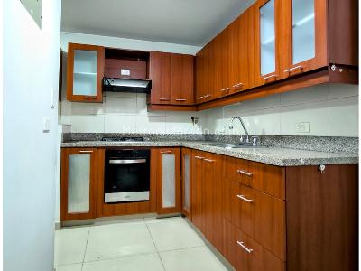 Apartamento de 3 alcobas en venta en Cumbres, Envigado, 84 m² · foto 5 de 9