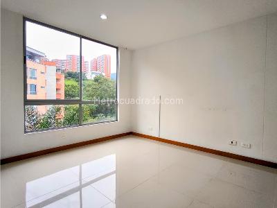 Apartamento de 3 alcobas en venta en Cumbres, Envigado, 84 m² · foto 8 de 9