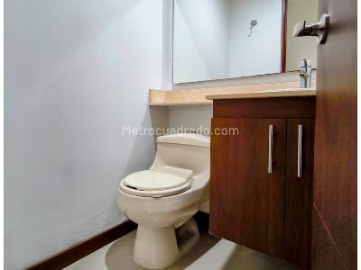Apartamento de 3 alcobas en venta en Cumbres, Envigado, 84 m² · foto 9 de 9