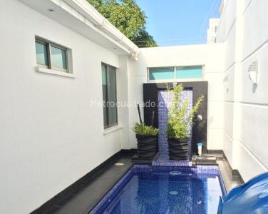Casa de 3 alcobas en venta en Altos De Riomar, Barranquilla, 400 m² · foto 3 de 5