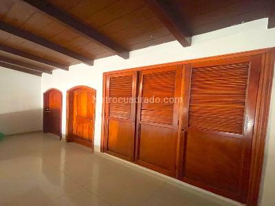 Casa de 5 alcobas en venta en Santa Monica, Barranquilla, 485 m² · foto 11 de 14