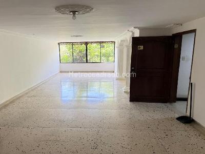 Apartamento de 3 alcobas en venta en Alto Prado, Barranquilla, 185 m² · foto 3 de 9