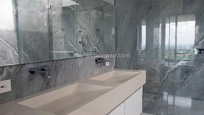 Casa de 5 alcobas en venta en Altos De Ciudad Jardin, Cali, 1500 m² · foto 12 de 20