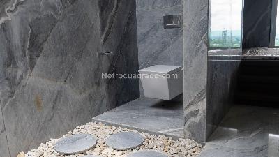 Casa de 5 alcobas en venta en Altos De Ciudad Jardin, Cali, 1500 m² · foto 13 de 20