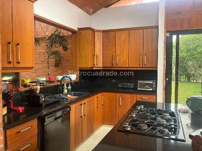 Casa de 4 alcobas en venta en Ciudad Jardin, Cali, 500 m² · foto 7 de 19