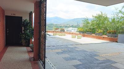 Apartamento en venta en La Arboleda, Cali · foto 2 de 20