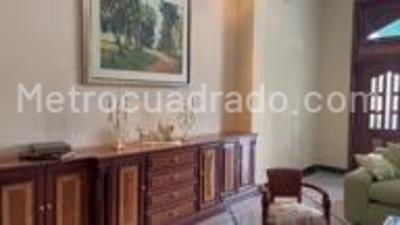 Casa de 5 alcobas en arriendo en La Riverita, Cali, 990 m² · foto 14 de 20
