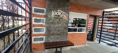 Apartamento de 3 alcobas en venta en Ciudad Melendez, Cali, 70 m² · foto 2 de 18