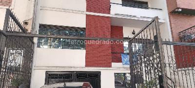 Casa de 3 alcobas en venta en San Fernando Viejo, Cali, 300 m² · foto 2 de 19