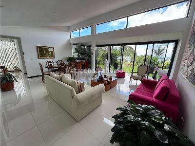 Casa de 3 alcobas en venta en Campestre, Armenia, 1300 m² · foto 2 de 20
