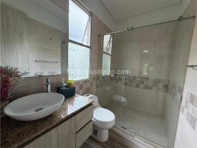 Casa de 5 alcobas en venta en Campestre, Armenia, 264 m² · foto 13 de 20