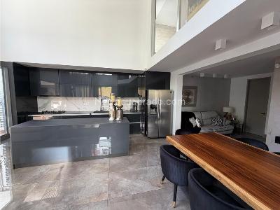 Casa de 4 alcobas en venta en Oro Negro, Armenia, 301 m² · foto 4 de 20