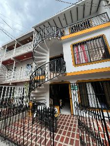 Casa de 5 alcobas en venta en Las Ceibas, Cali, 126 m² · foto 5 de 20