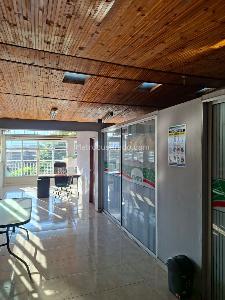 Casa de 5 alcobas en venta en Los Lagos, Cali, 100 m² · foto 5 de 10