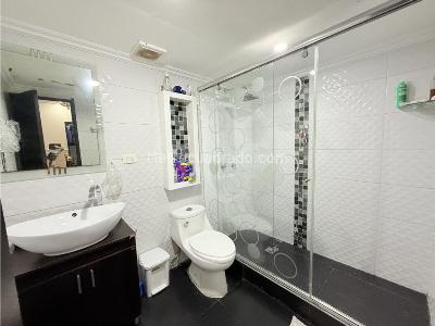 Casa de 5 alcobas en venta en Tunjuelito, Bogotá, 200 m² · foto 13 de 20