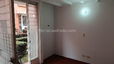 Casa de 3 alcobas en venta en Altos De Juanambu, Soacha, 72 m² · foto 18 de 20