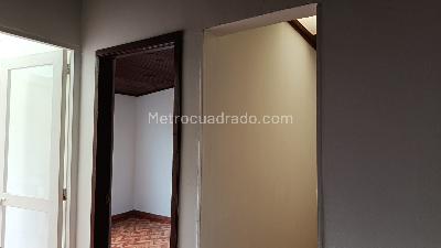Casa de 3 alcobas en venta en Altos De Juanambu, Soacha, 72 m² · foto 3 de 20