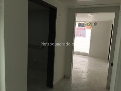 Casa de 5 alcobas en venta en Santa Ana, Bogotá, 550 m² · foto 13 de 17
