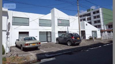 Casa de 5 alcobas en venta en Santa Ana, Bogotá, 550 m² · foto 3 de 17